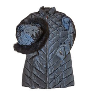 Tommy Hilfiger Women’s Medium Long Puffer Coat – Dark Blue, Faux Fur Hood